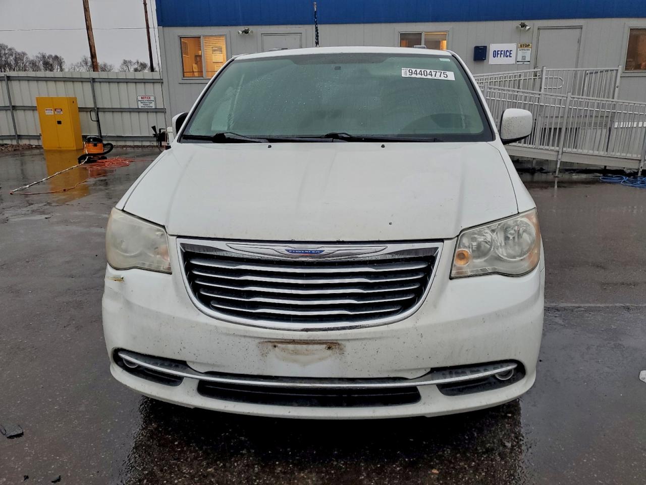 CHRYSLER TOWN & COUNTRY TOURING