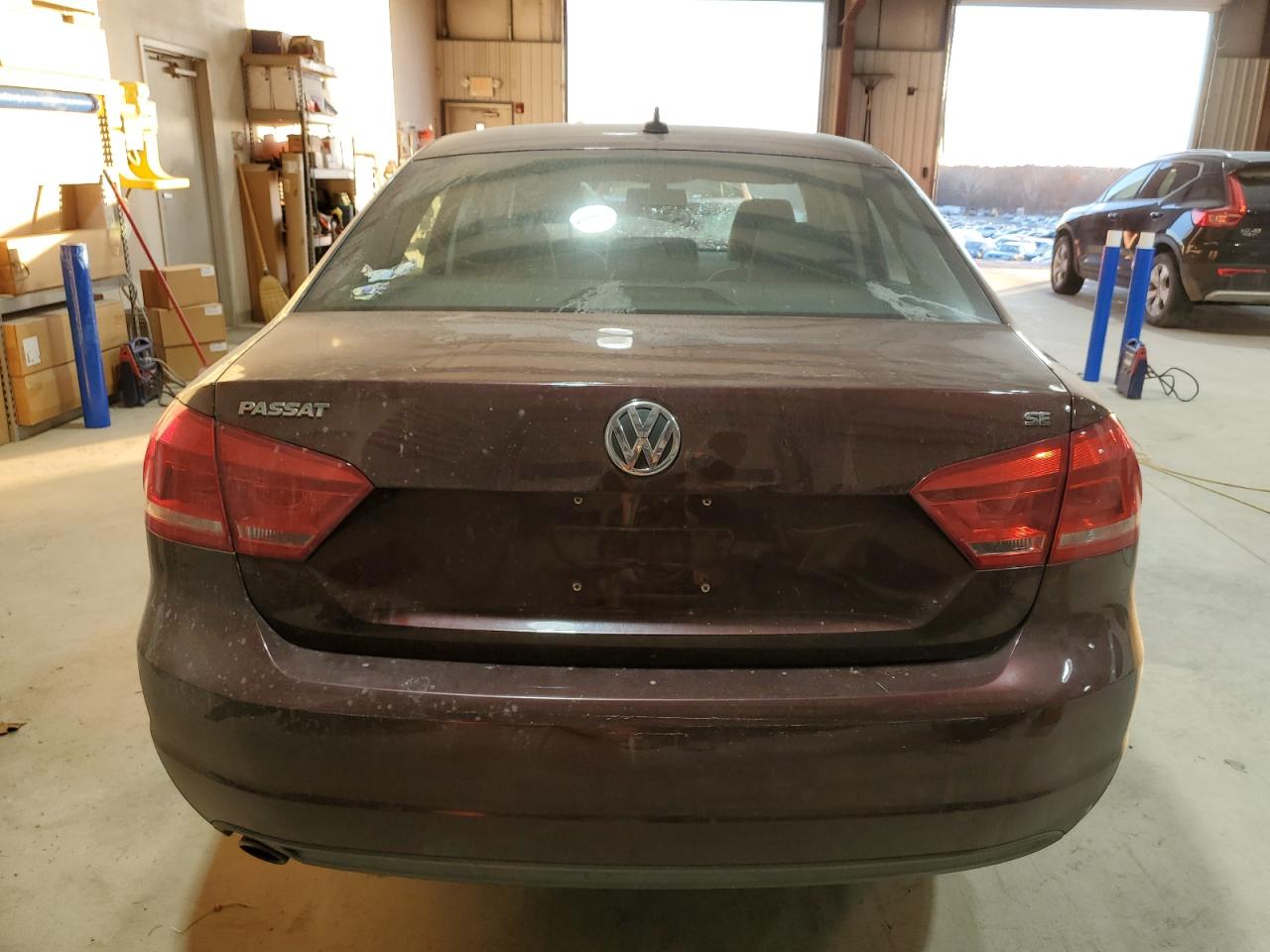 VOLKSWAGEN PASSAT SE