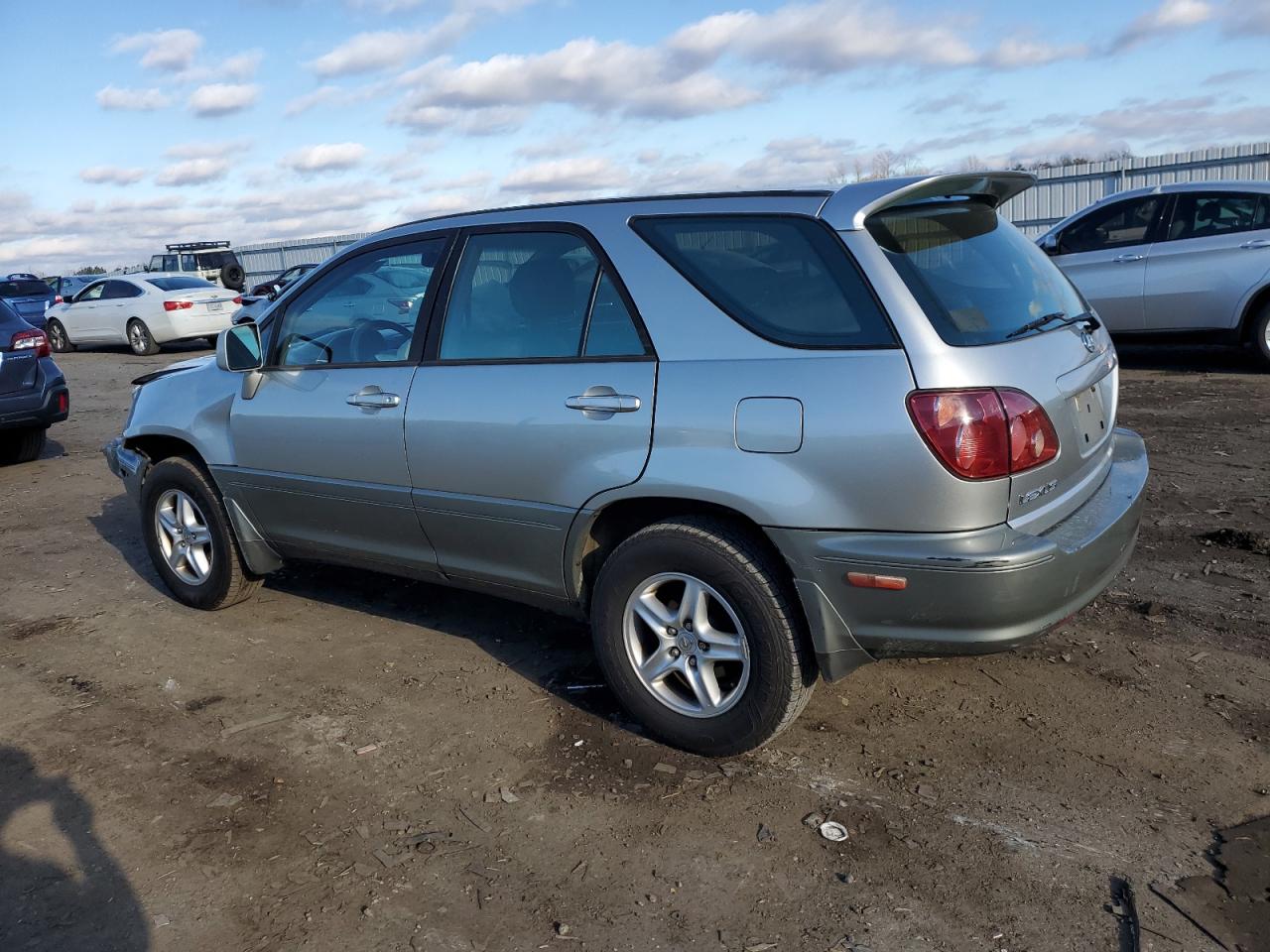 Lot #3301847420 2000 LEXUS RX 300