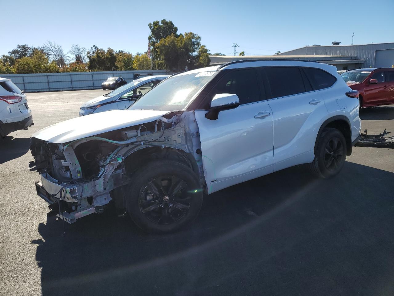 TOYOTA HIGHLANDER HYBRID XLE