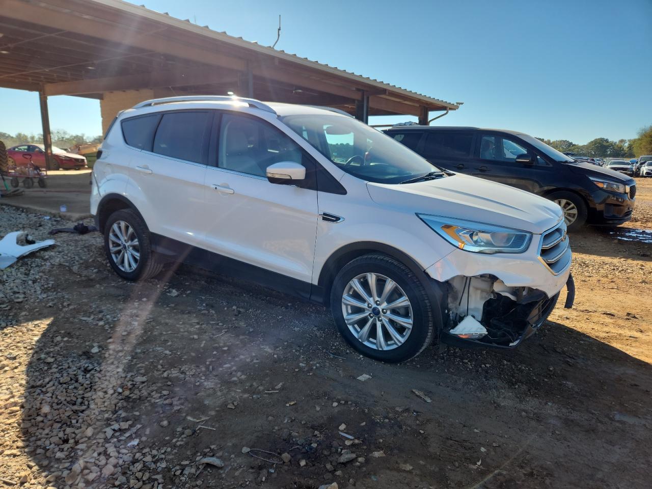 FORD ESCAPE TITANIUM