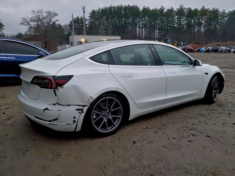 2018 TESLA MODEL 3 #3304539437