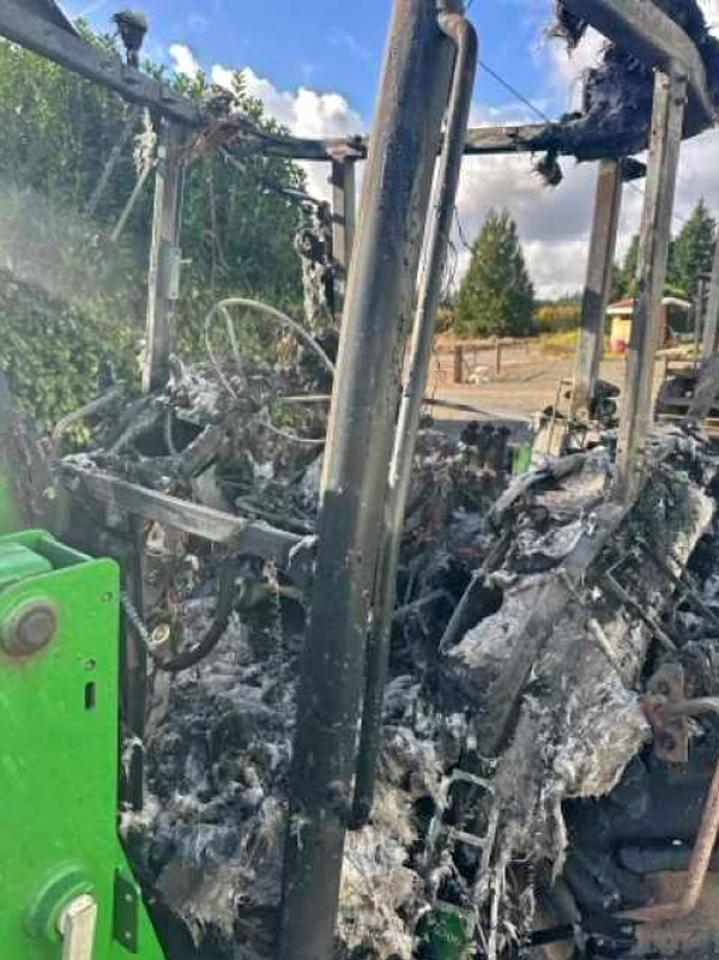 Lot #3308620512 2008 JOHN DEERE 5525