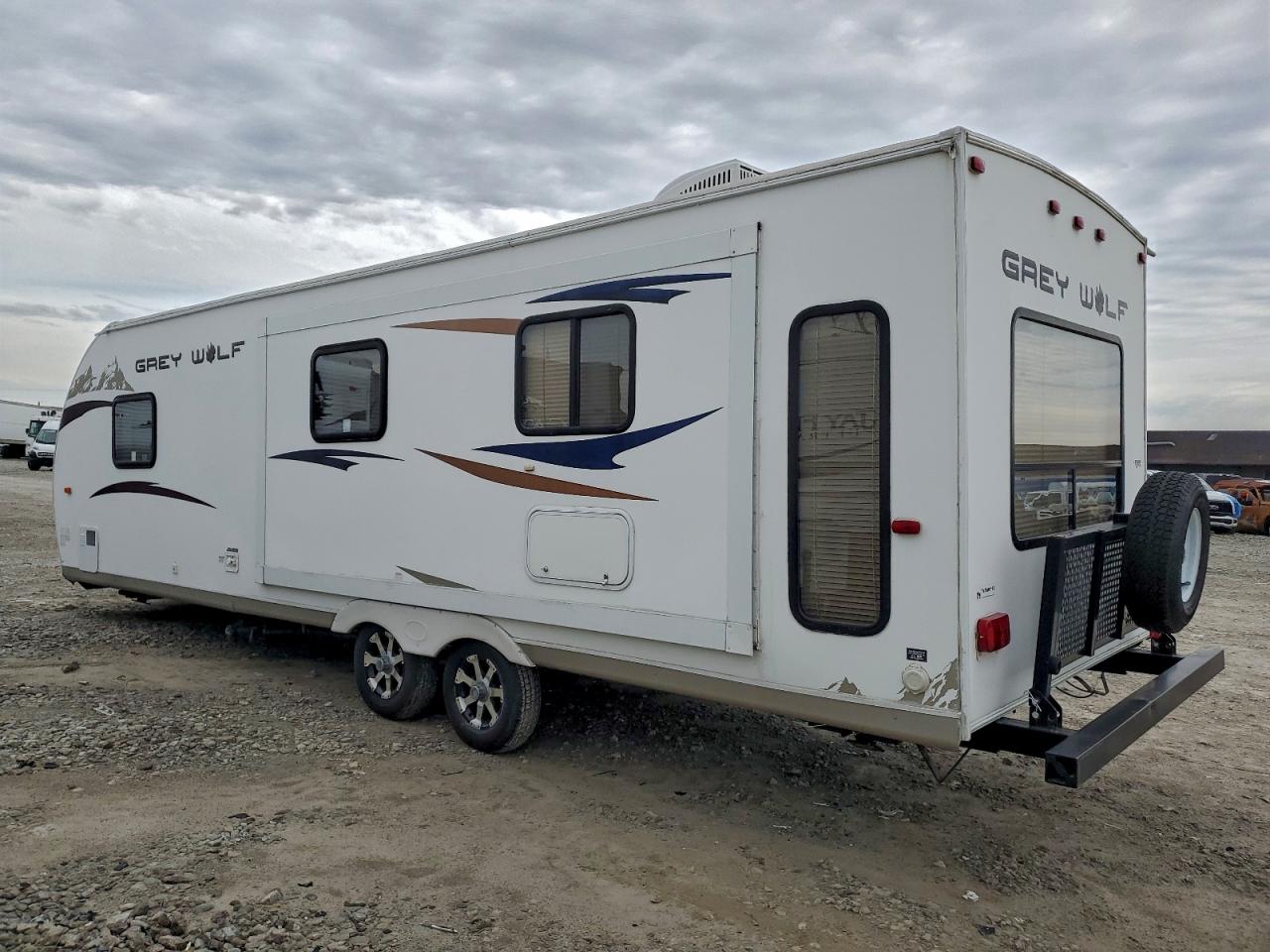 Lot #3302724006 2012 GRA D TRAILER