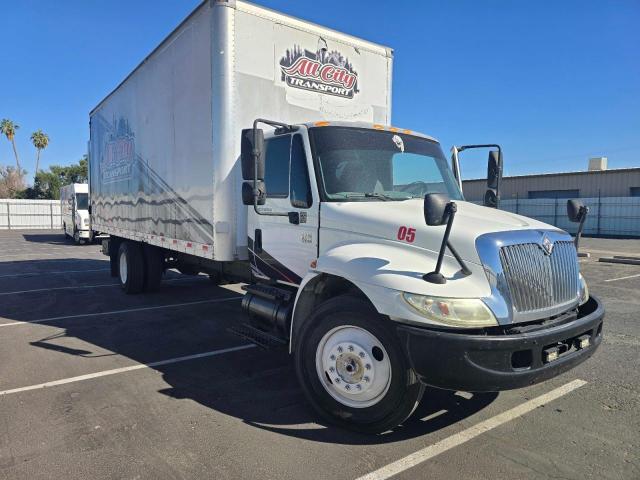 Global Auto Auctions: 2003 INTERNATIONAL 4000 4200