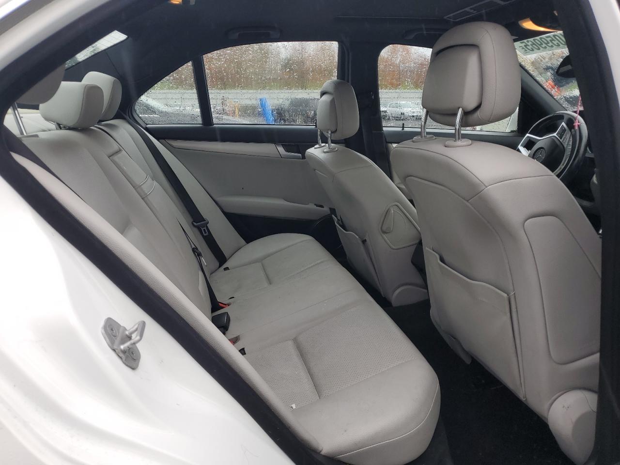 MERCEDES-BENZ C-CLASS 250