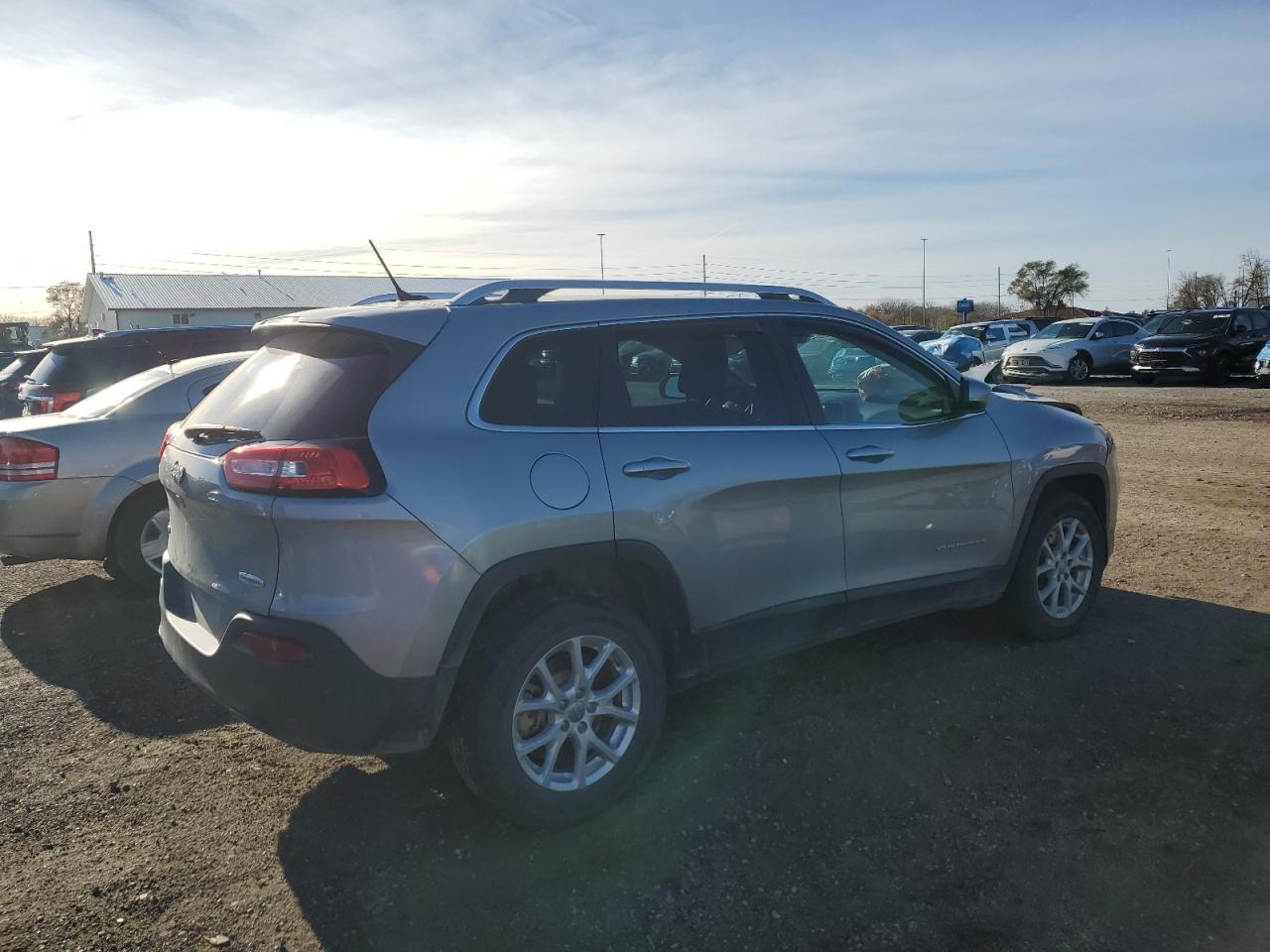 JEEP GRAND CHEROKEE LATITUDE