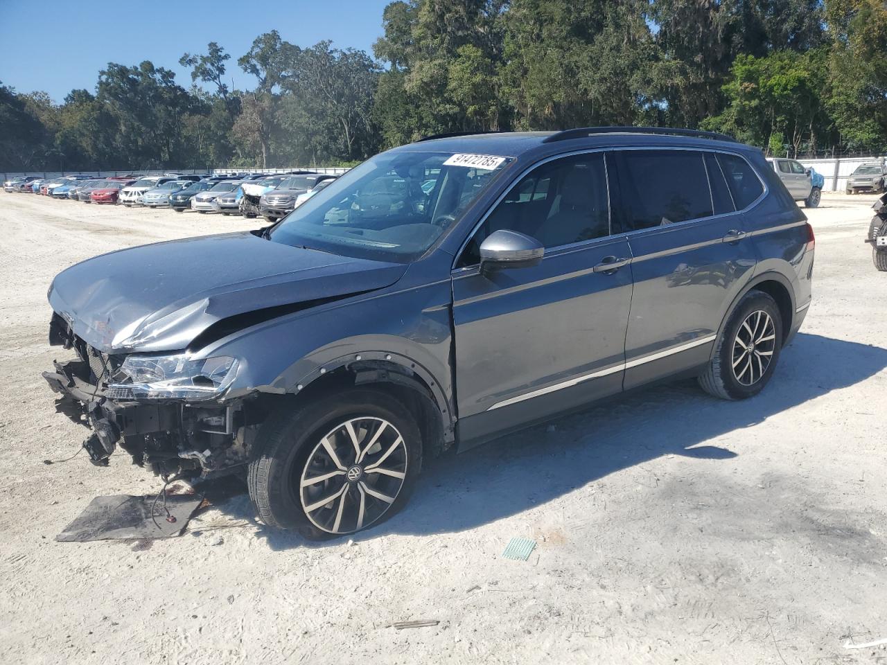 VOLKSWAGEN TIGUAN SE