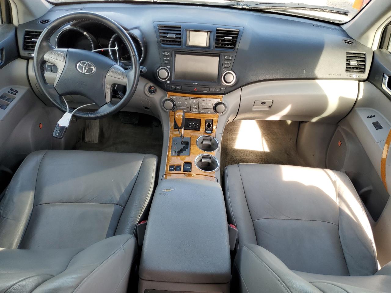 TOYOTA HIGHLANDER HYBRID LIMITED