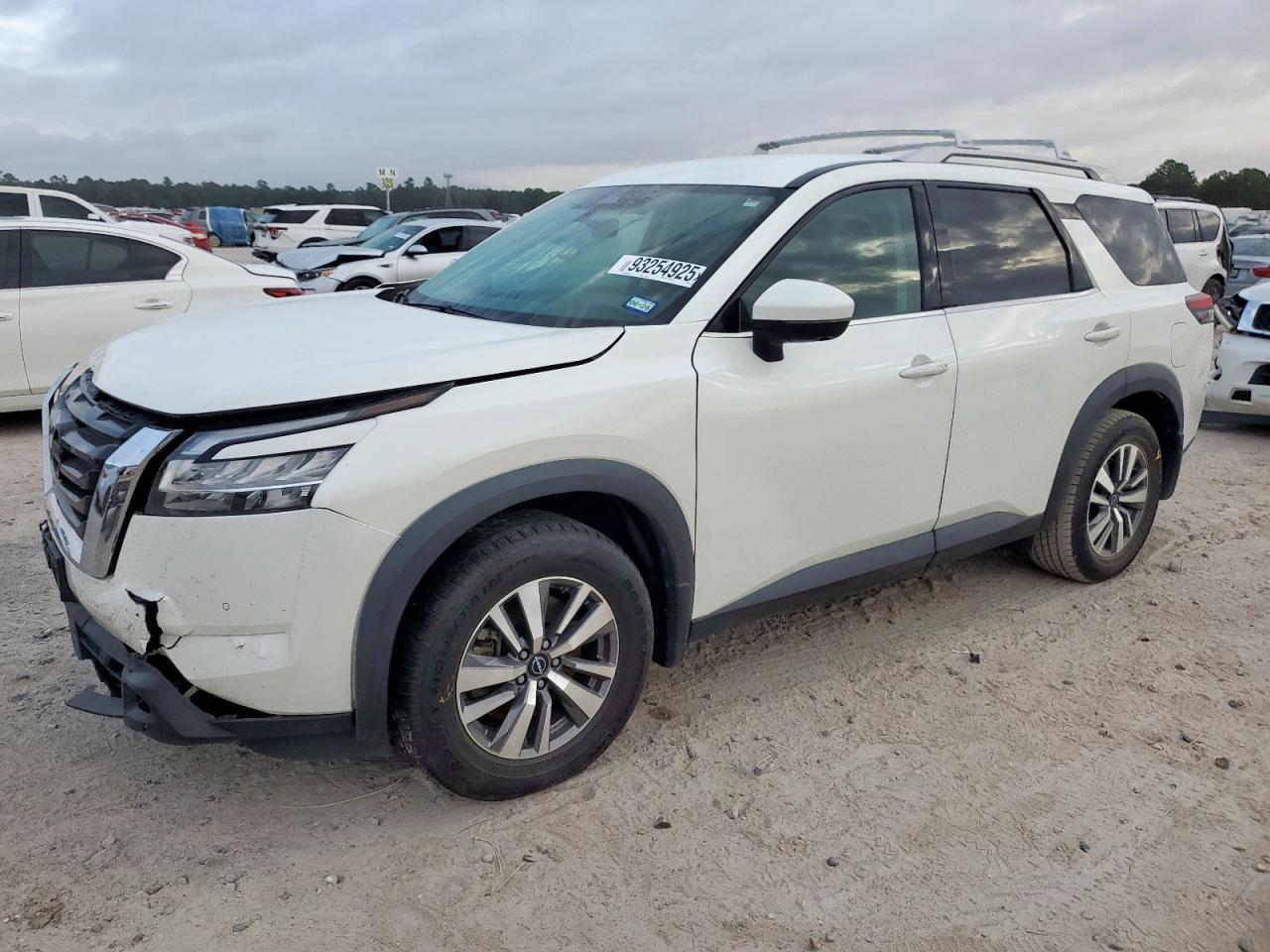 NISSAN PATHFINDER SL