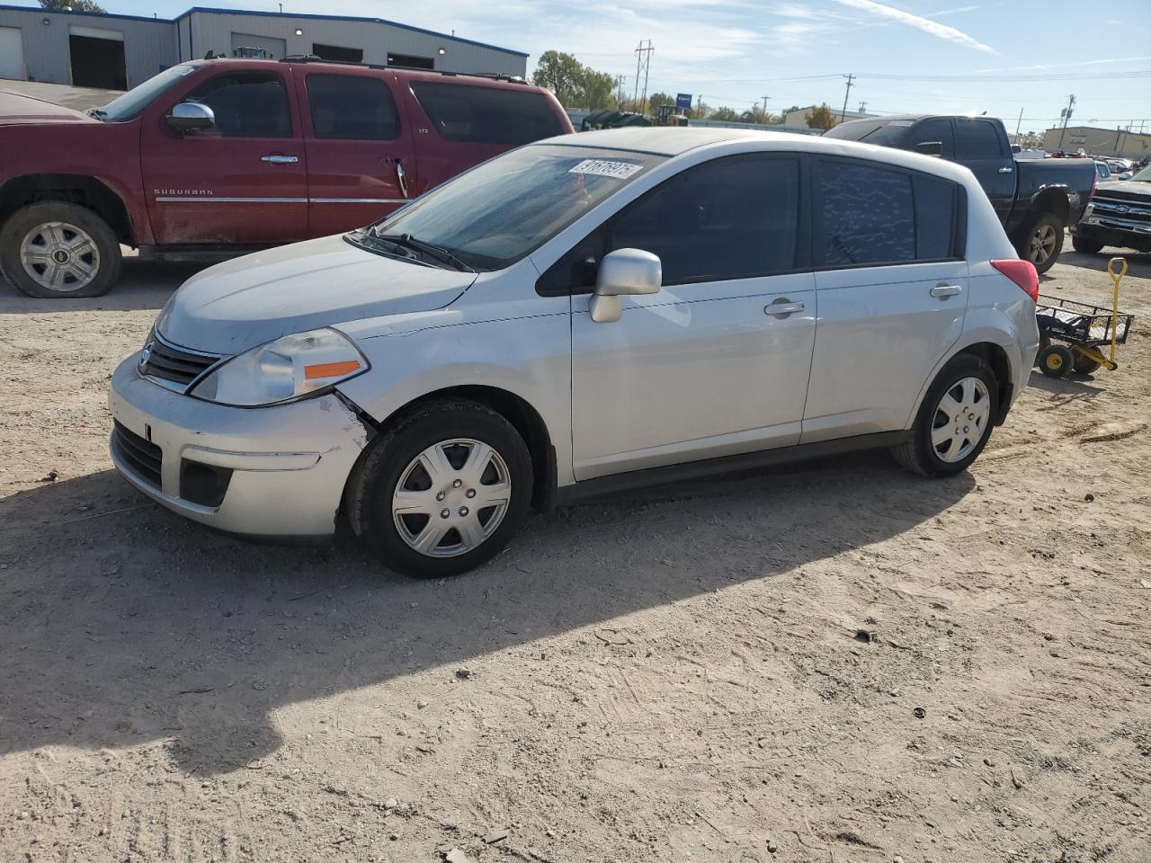 NISSAN VERSA S