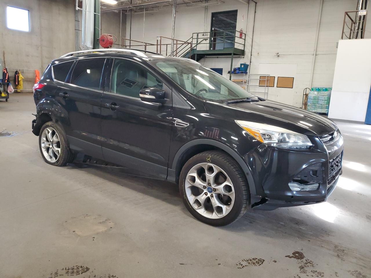 FORD ESCAPE TITANIUM