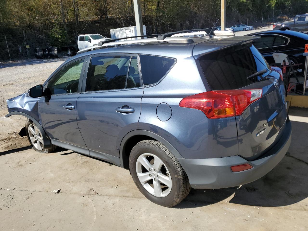 TOYOTA RAV4 XLE