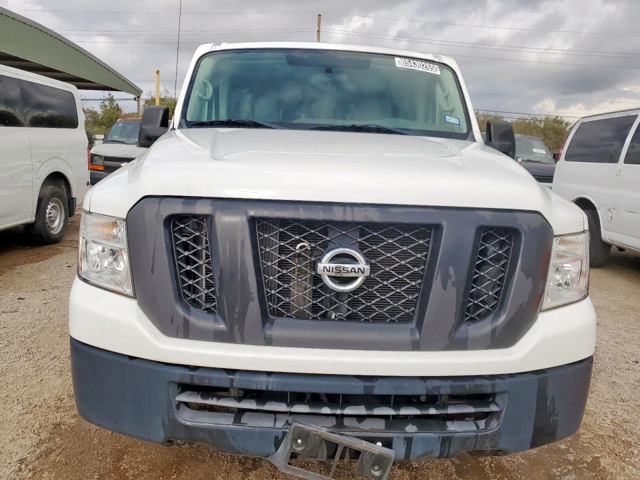 NISSAN NV3500 3500 S