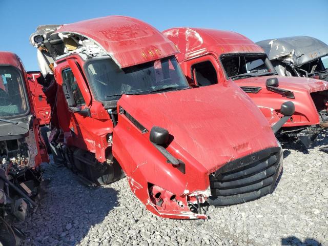 FREIGHTLINER CASCADIA 1