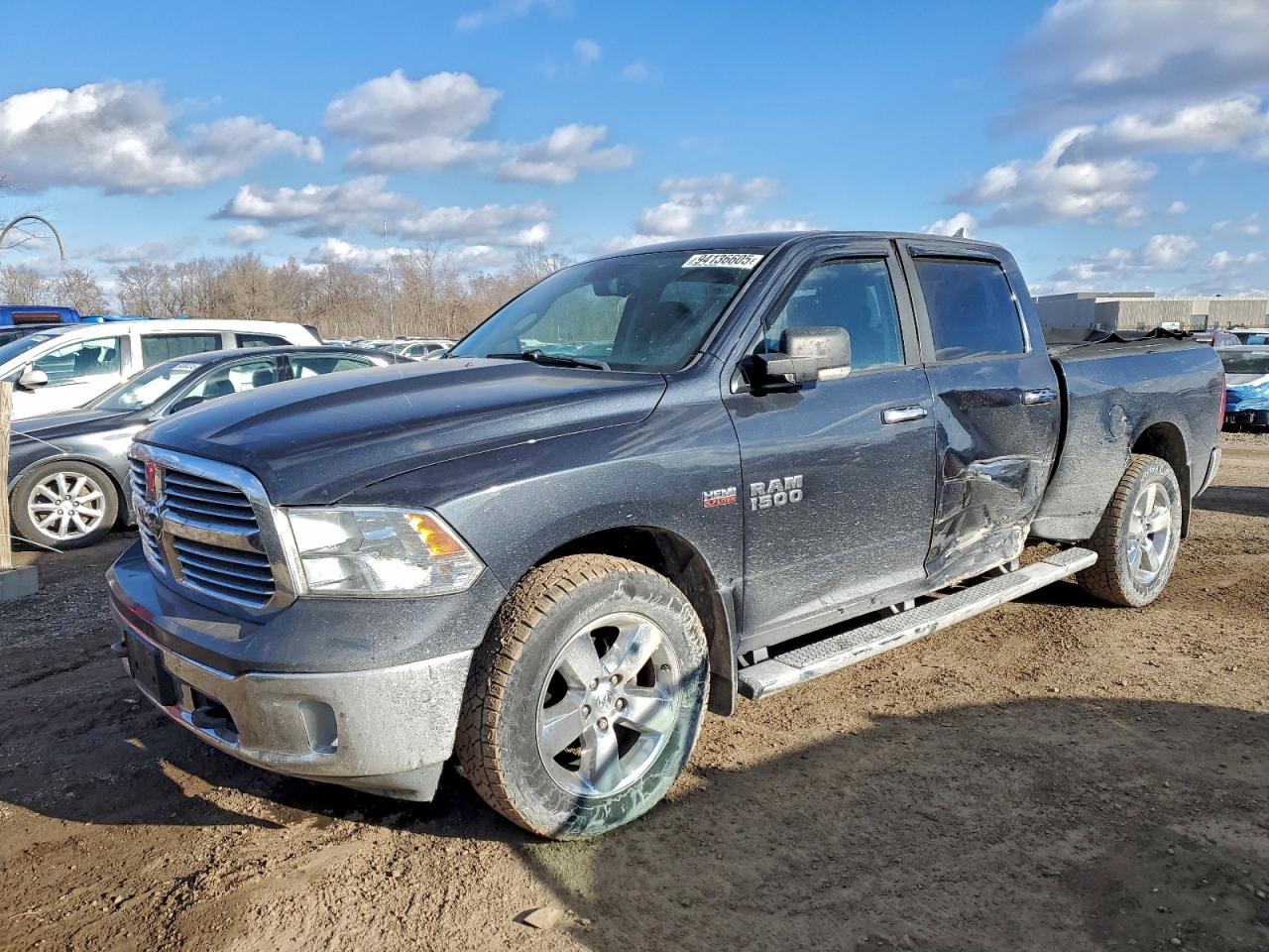 RAM 1500 SLT