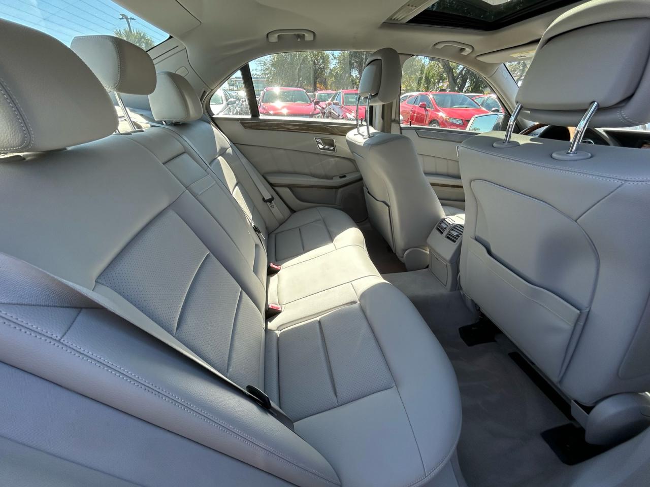 MERCEDES-BENZ E-CLASS 350