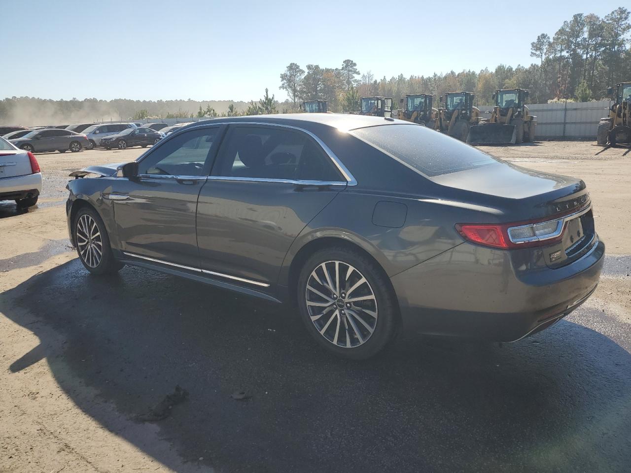 Lot #3302751014 2017 LINCOLN CONTINENTA