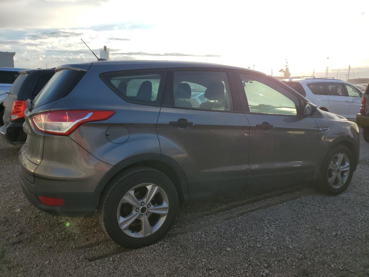 FORD ESCAPE S