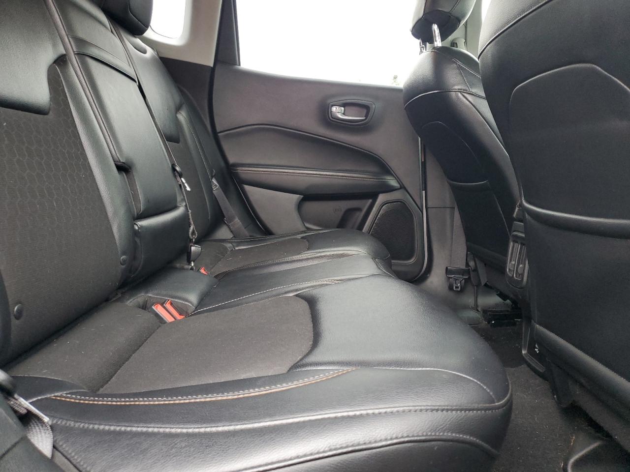 JEEP COMPASS LATITUDE