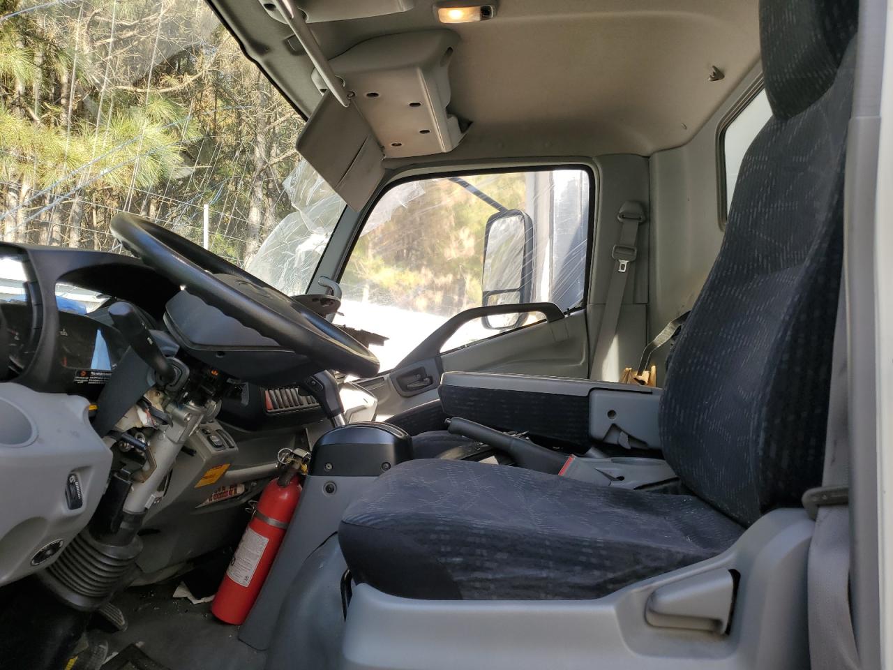 Lot #3303631928 2016 HINO UNKNOWN