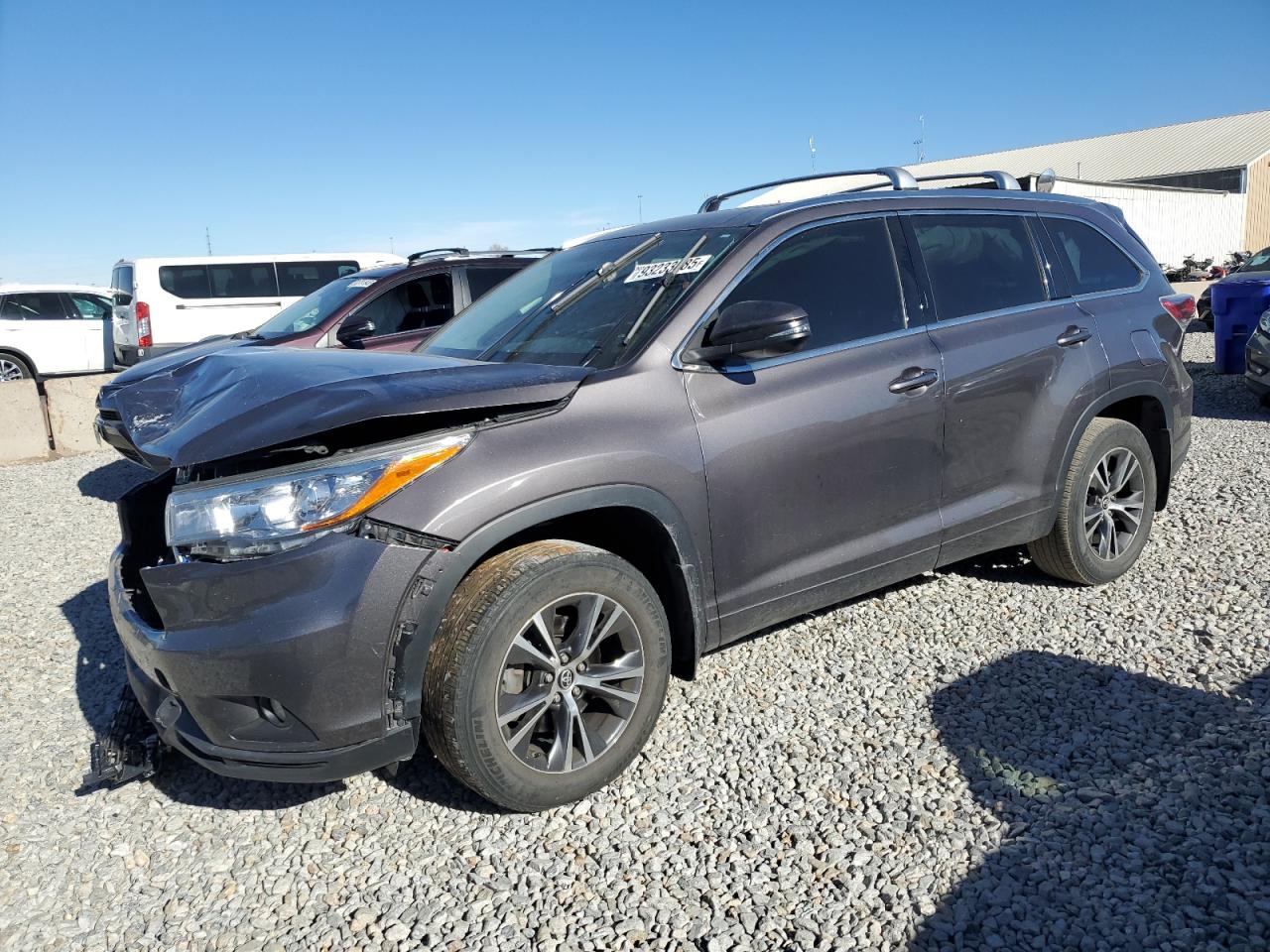 TOYOTA HIGHLANDER XLE