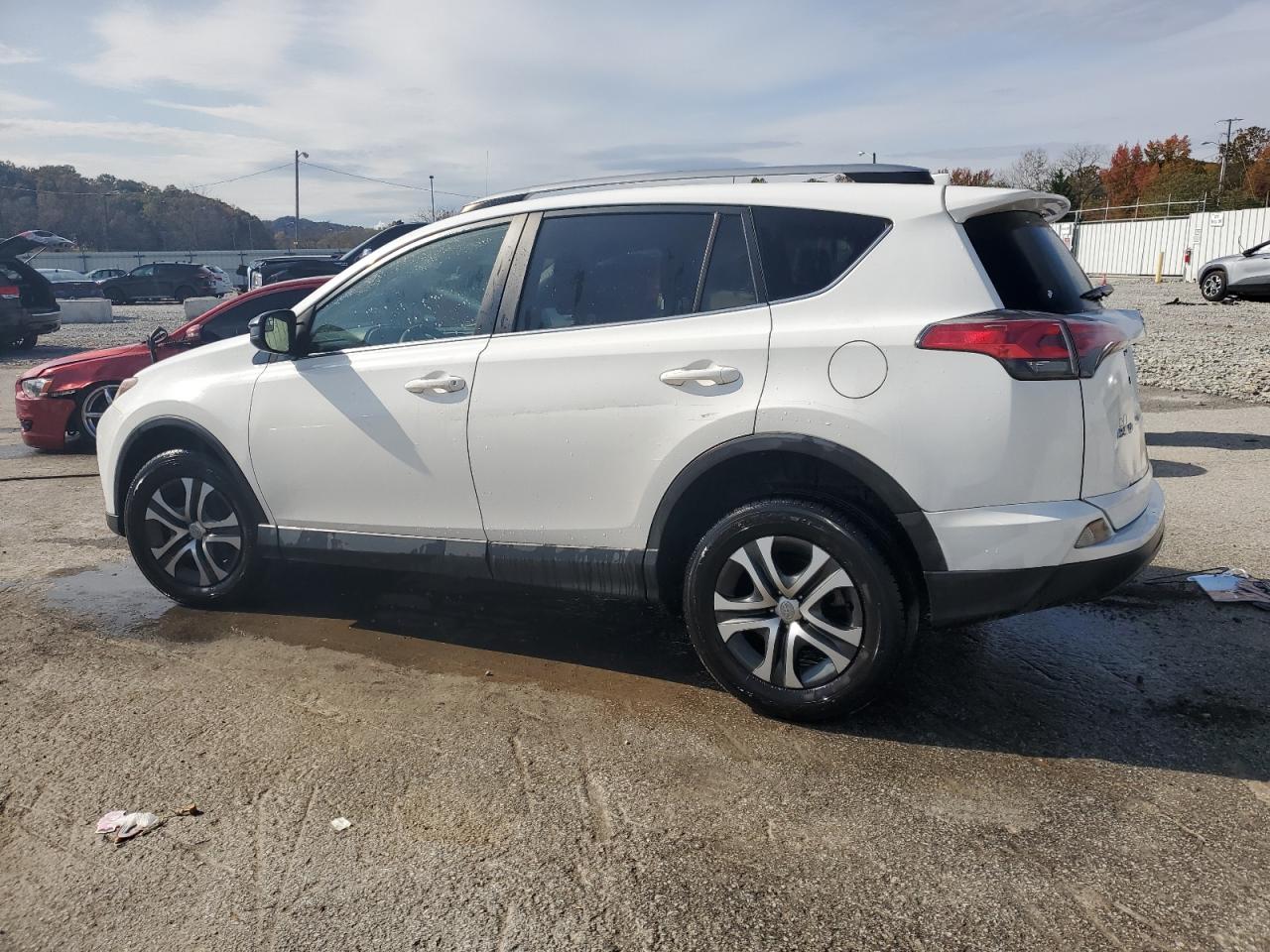 TOYOTA RAV4 LE