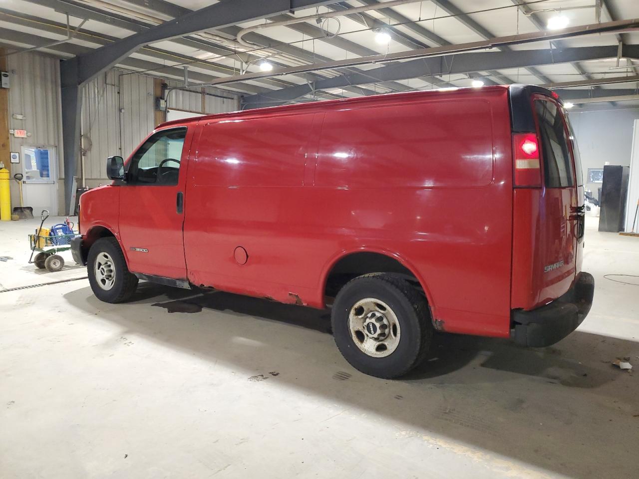 Lot #3285593277 2005 GMC SAVANA G35