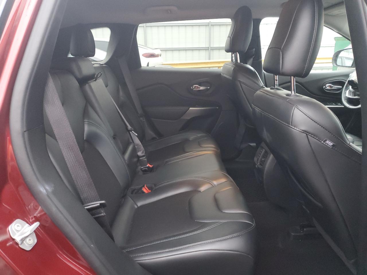 JEEP GRAND CHEROKEE LATITUDE PLUS