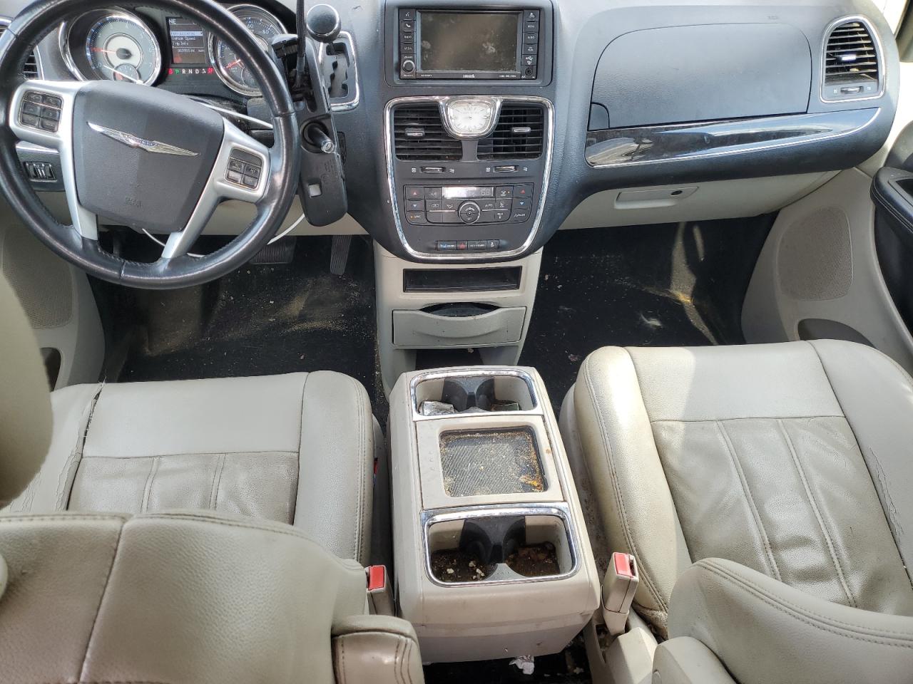 CHRYSLER TOWN & COUNTRY TOURING