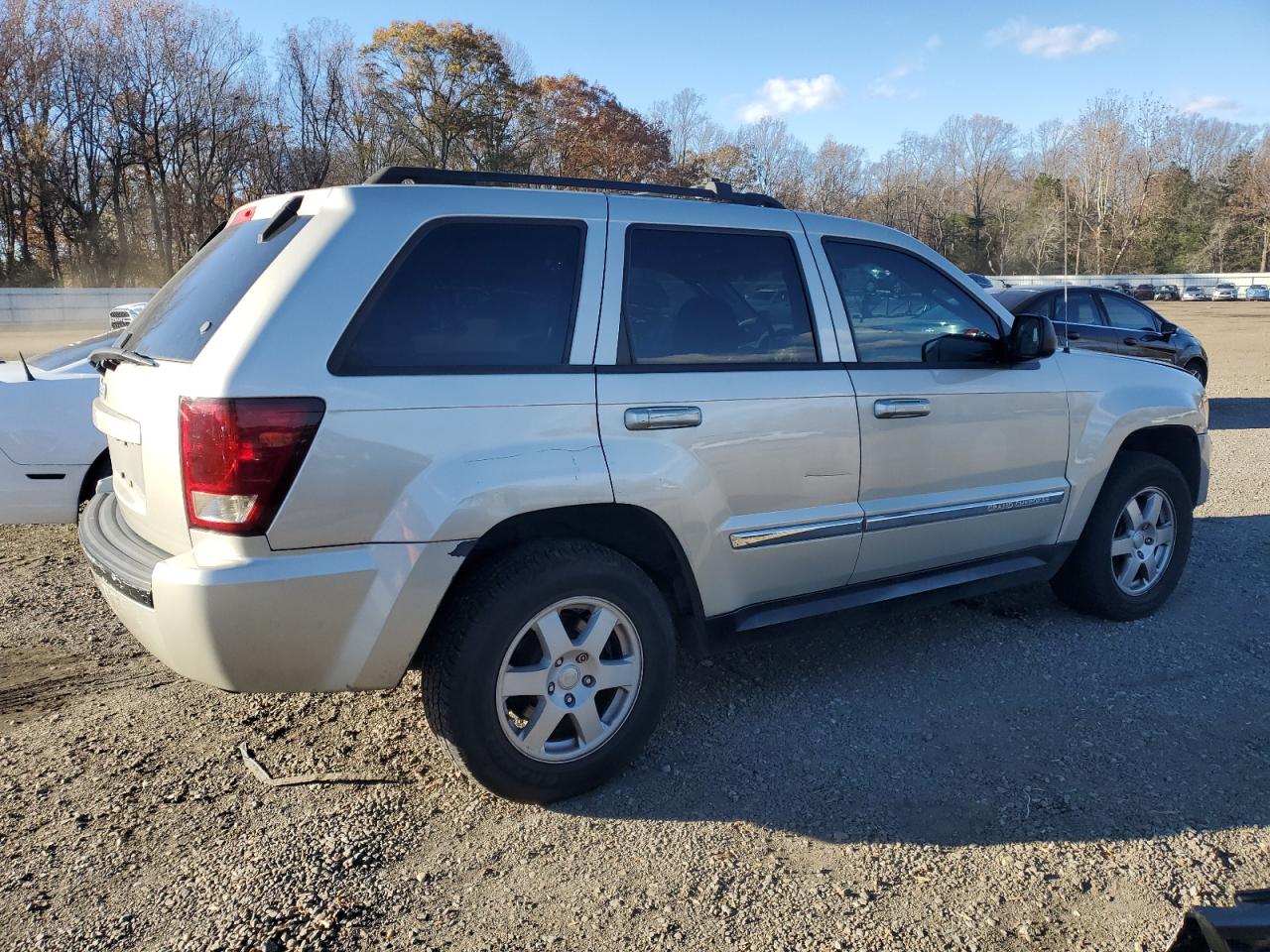 JEEP GRAND CHEROKEE LAREDO