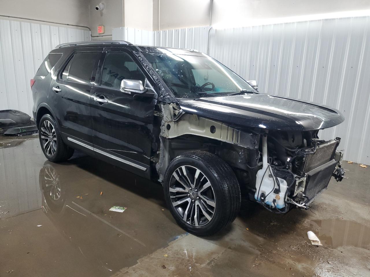 FORD EXPLORER PLATINUM