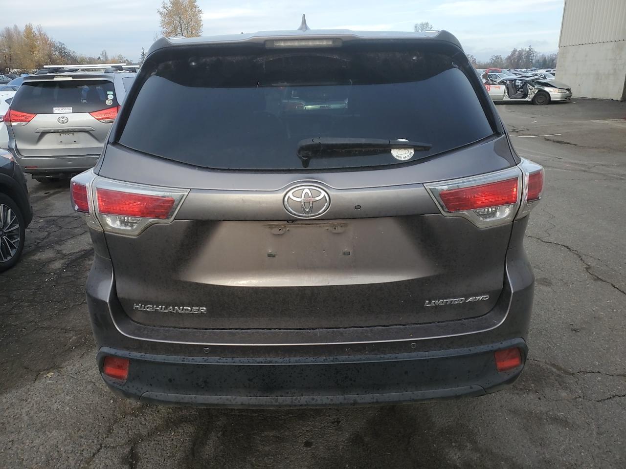 TOYOTA HIGHLANDER LIMITED
