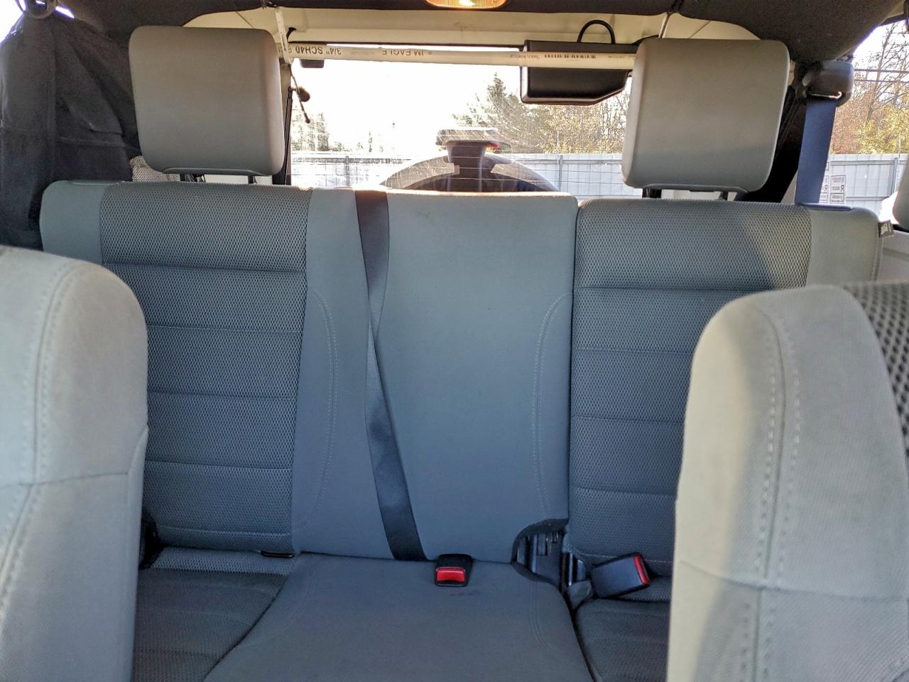 JEEP WRANGLER SAHARA