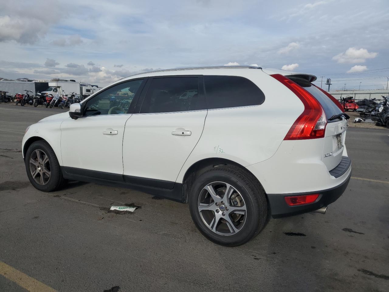 VOLVO XC60 T6