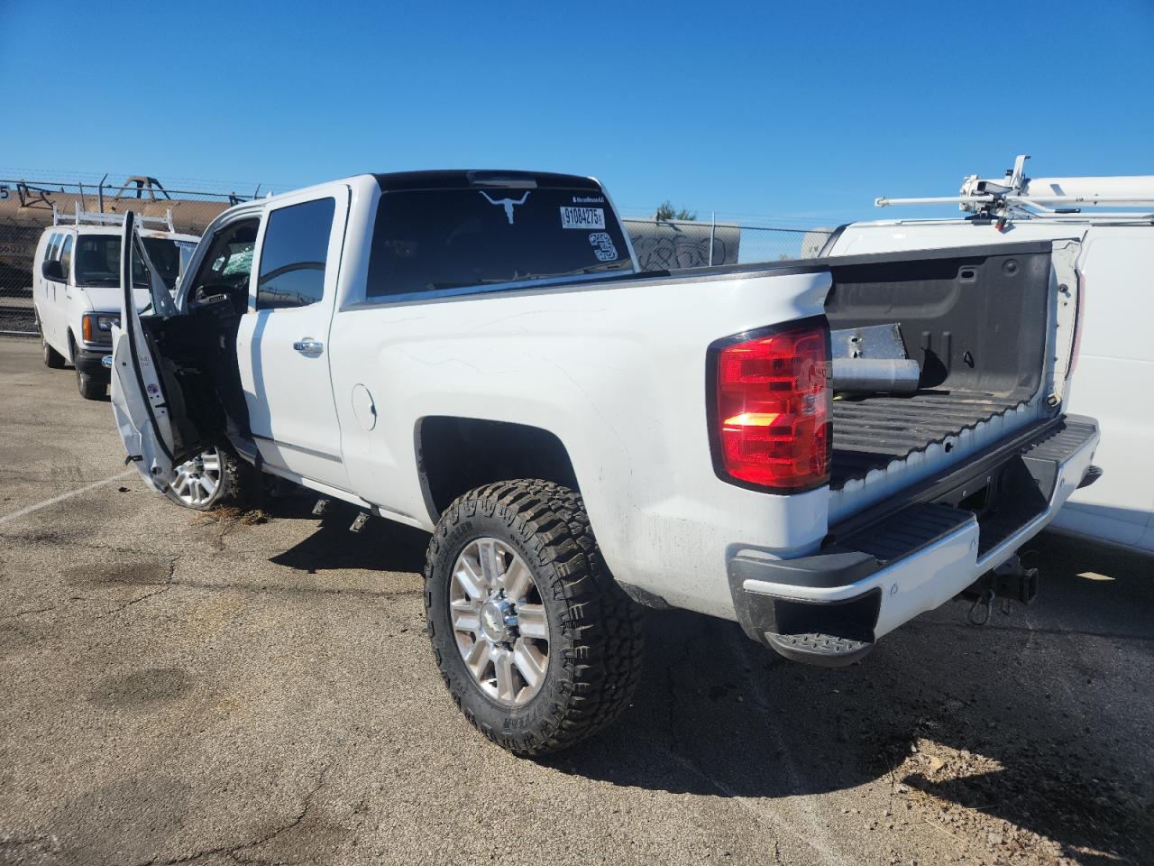 CHEVROLET SILVERADO K3500 HIGH COUNTRY