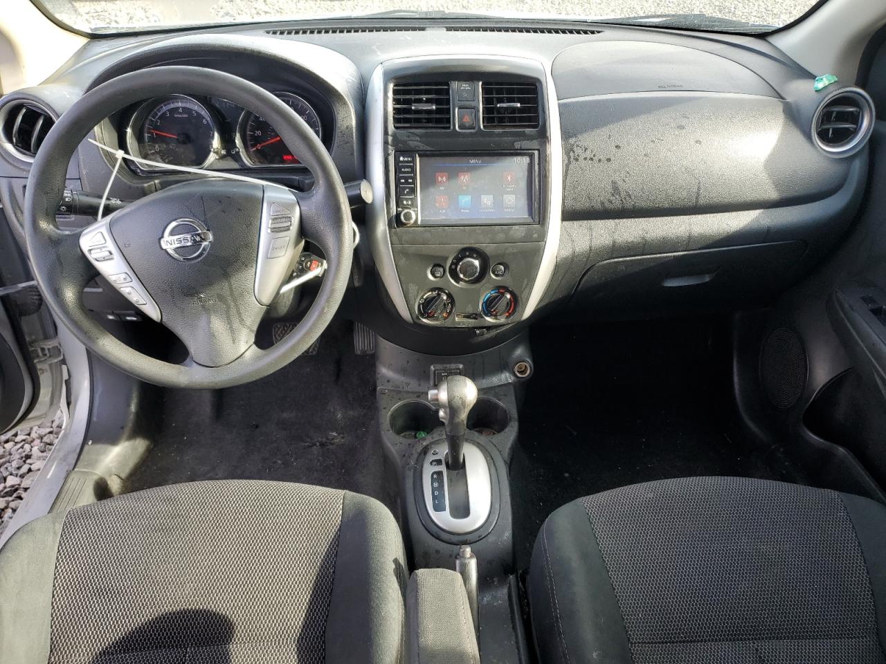 NISSAN VERSA S