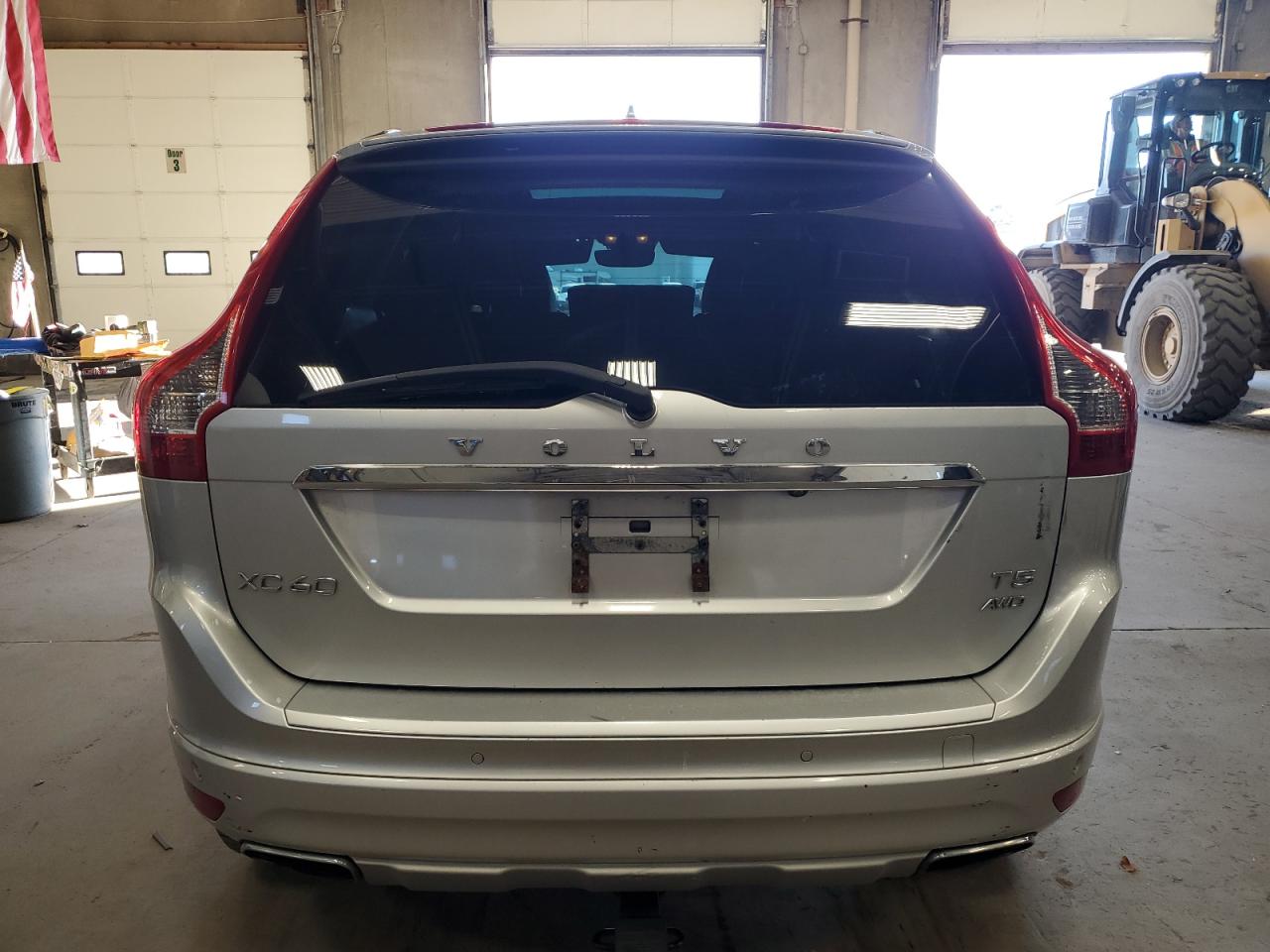 VOLVO XC60 T5 INSCRIPTION