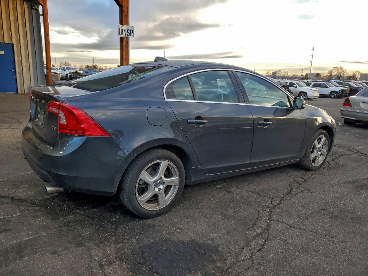 VOLVO S60 T5