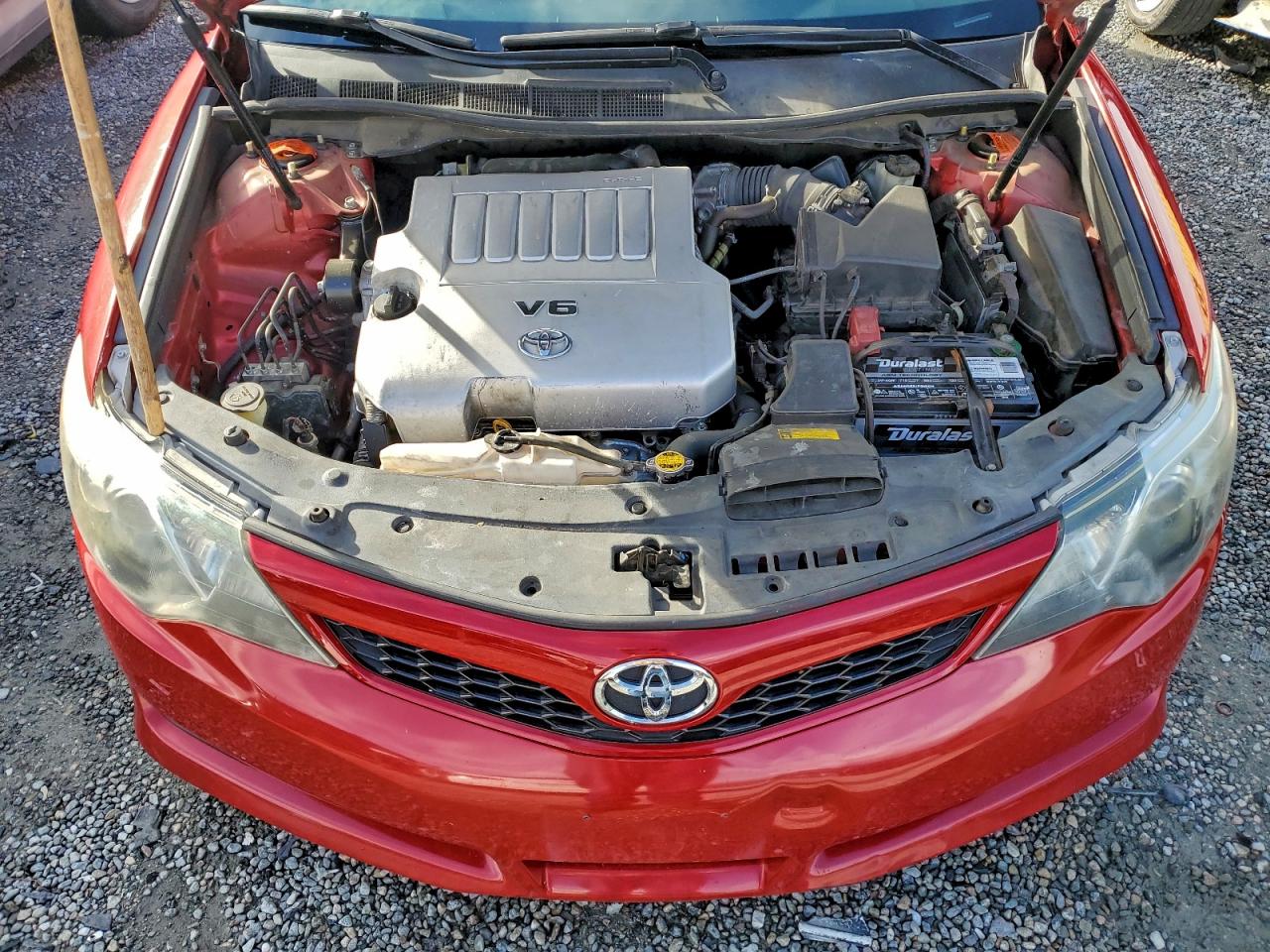 TOYOTA CAMRY SE