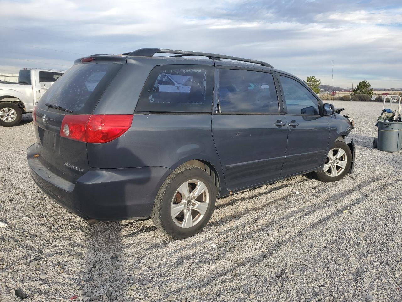 Lot #3296629016 2008 TOYOTA SIENNA CE