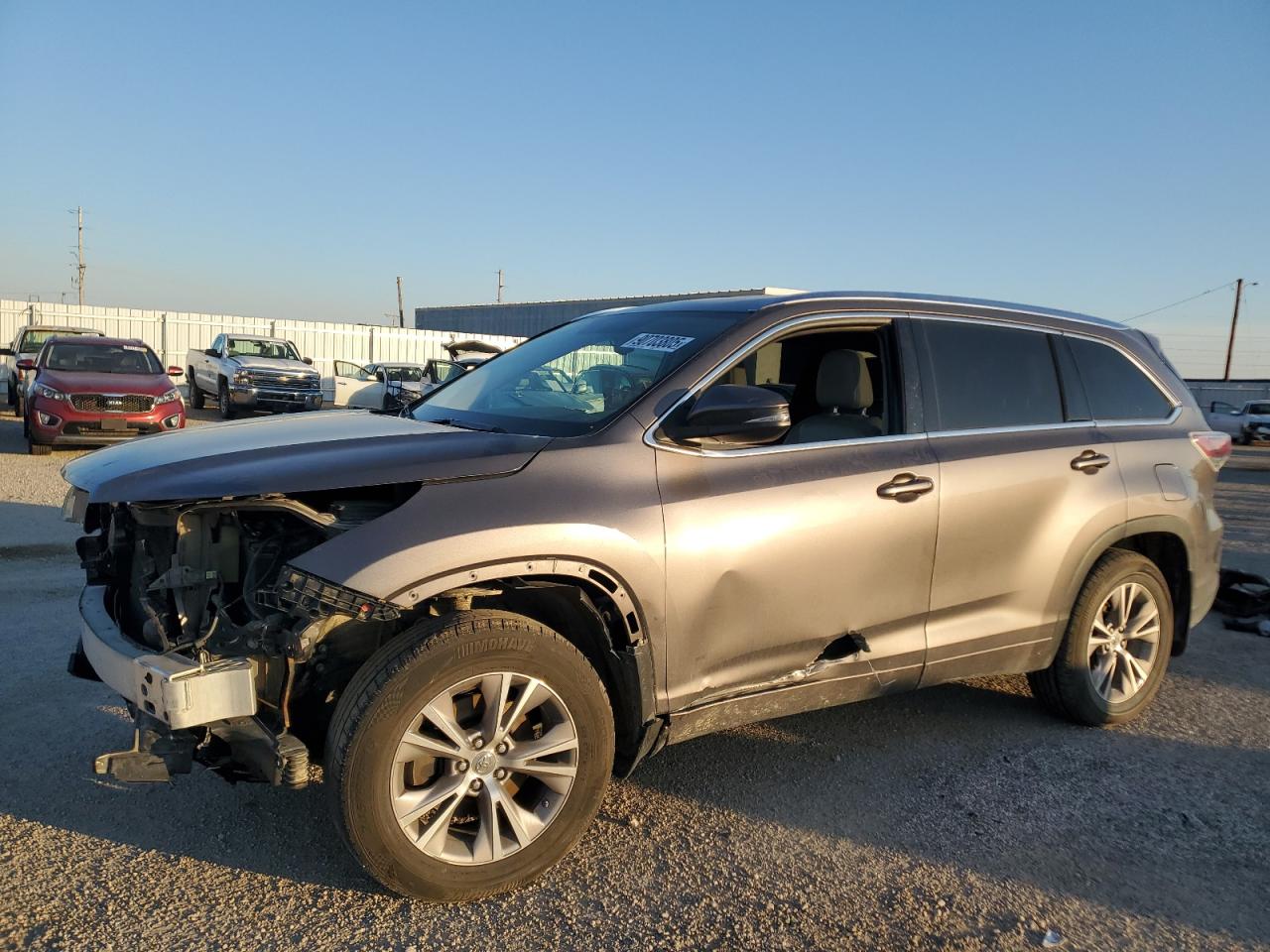 TOYOTA HIGHLANDER XLE