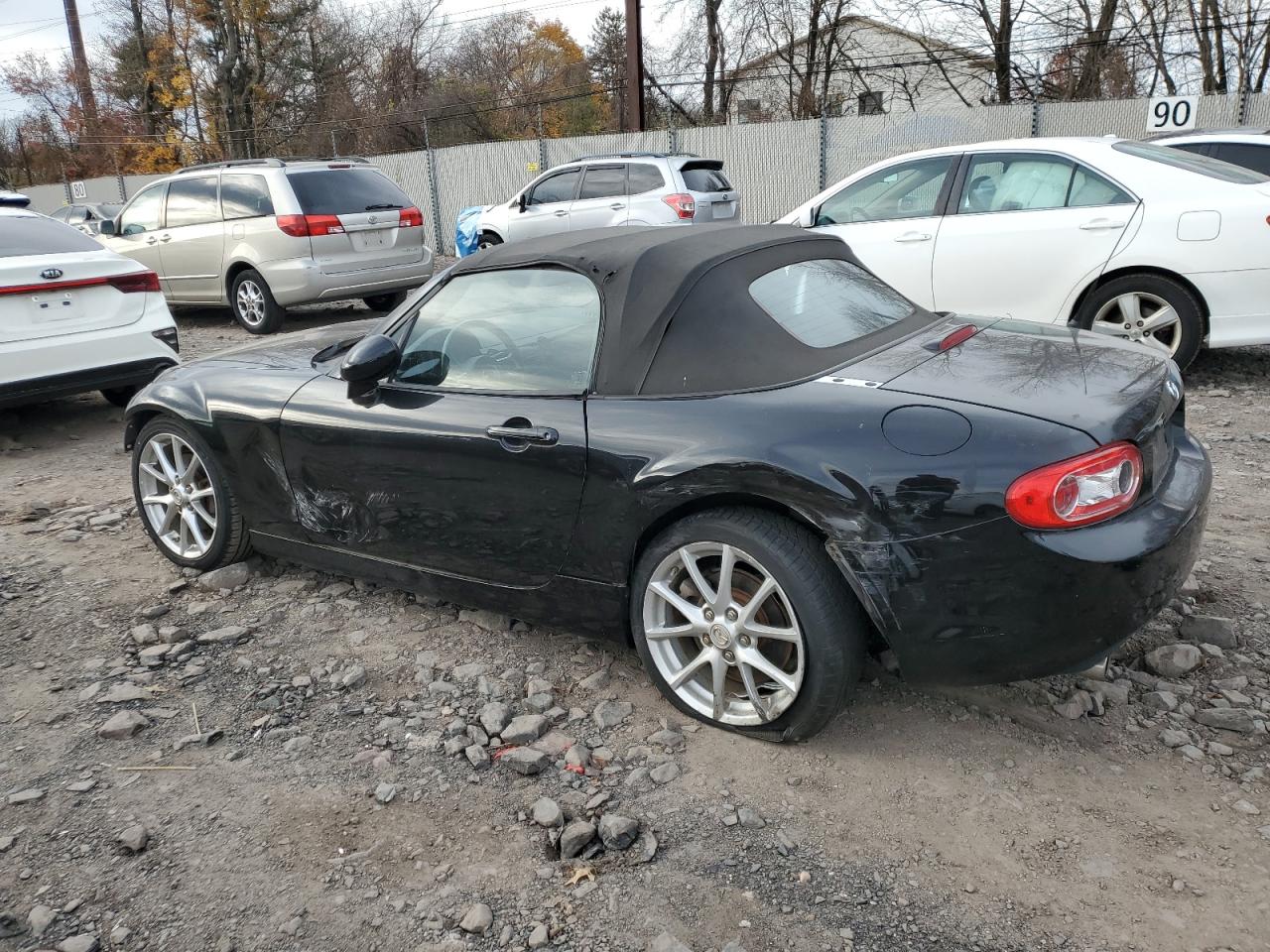 MAZDA MX-5 MIATA
