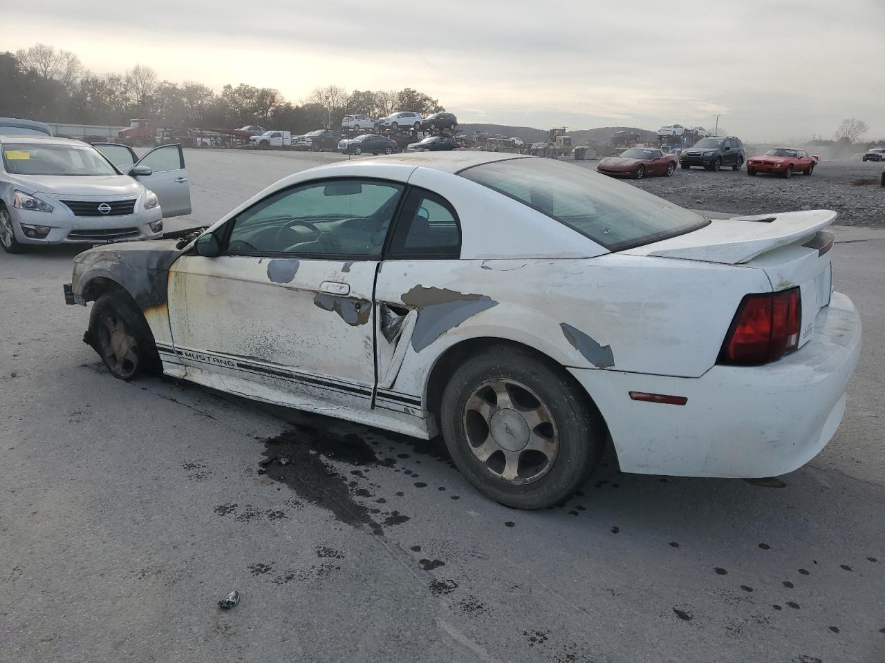 Lot #3308407302 2000 FORD MUSTANG