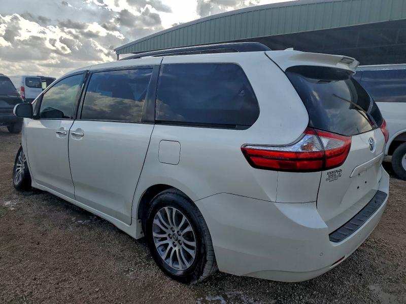 2018 TOYOTA SIENNA XLE #3304635947