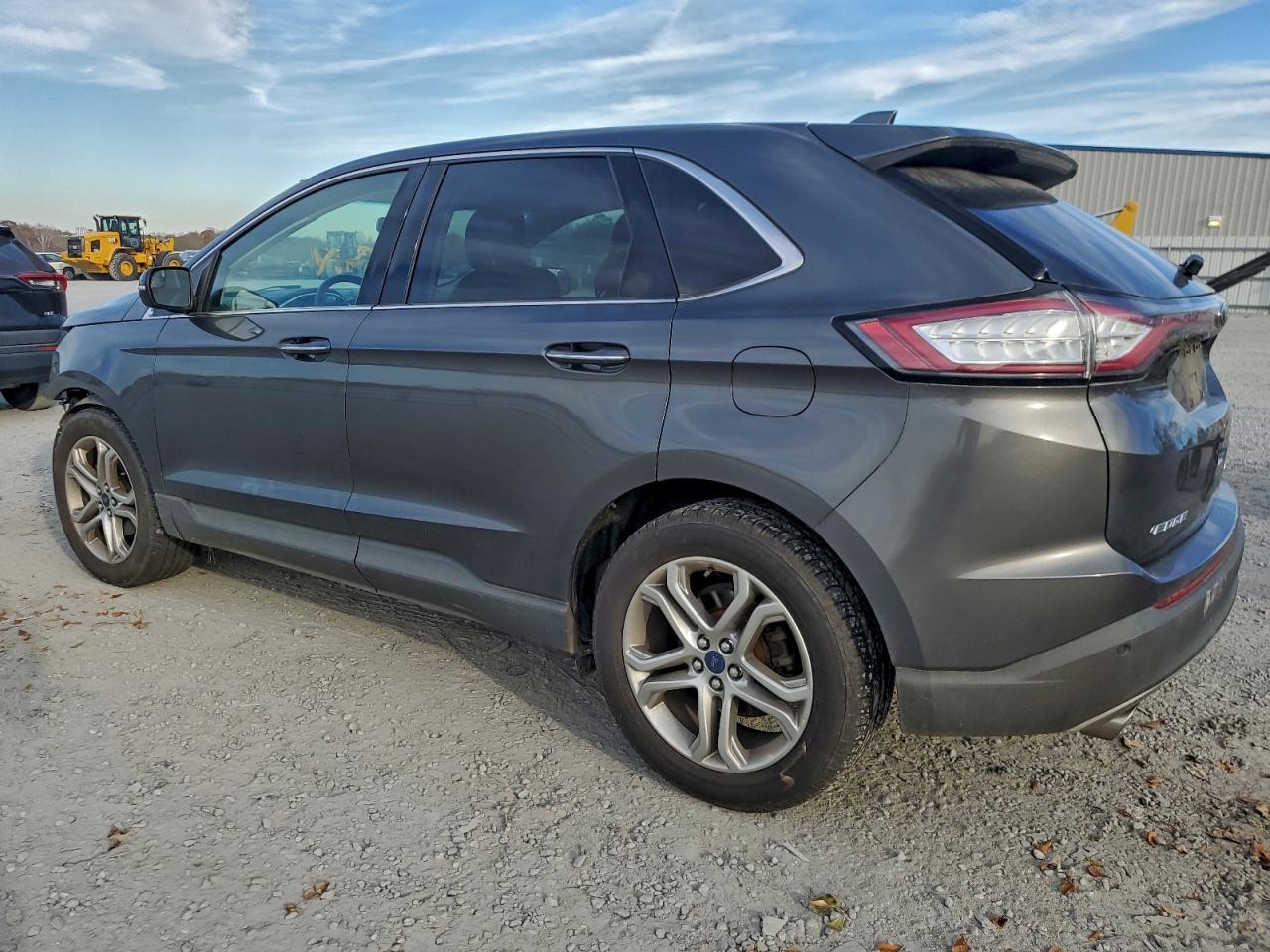 FORD EDGE TITANIUM