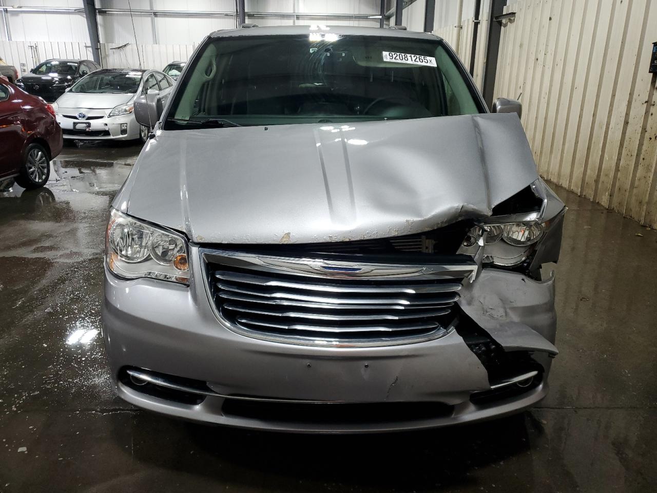 CHRYSLER TOWN & COUNTRY TOURING