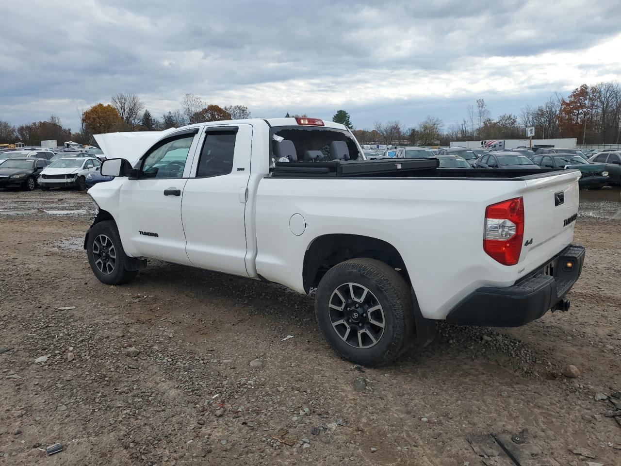 TOYOTA TUNDRA DOUBLE CAB SR