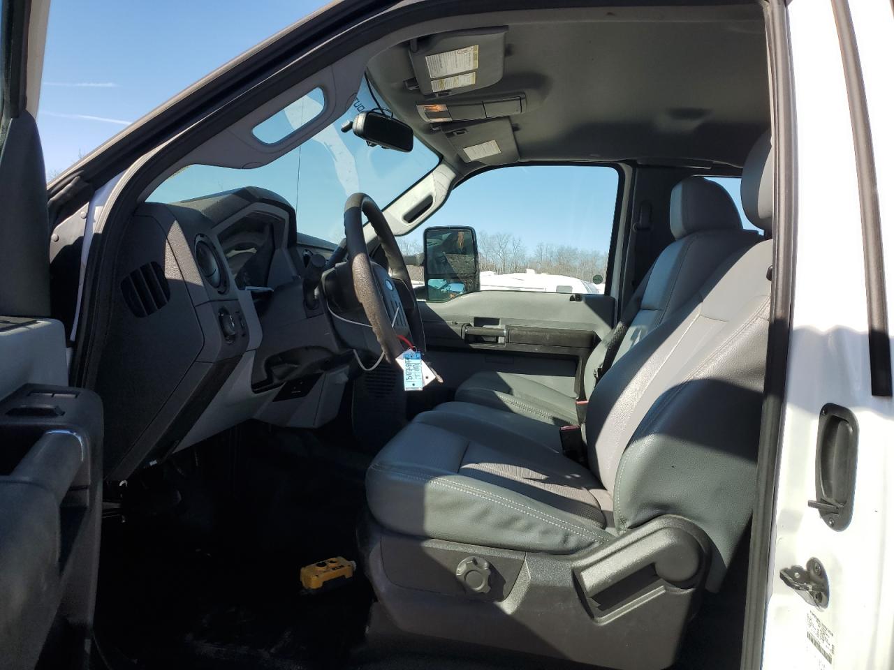 FORD F-450 SUPER DUTY