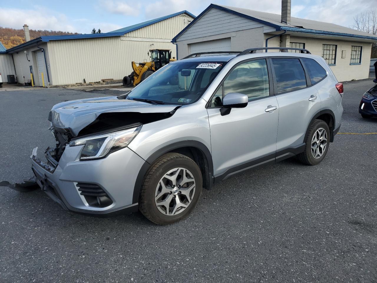 SUBARU FORESTER PREMIUM
